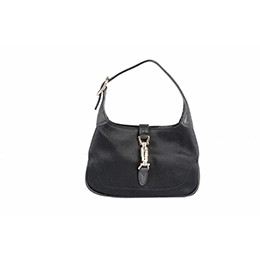 GG Marmont Small Matelasse Shoulder Bag  Rent Gucci Bags » Luxury Fashion  Rentals